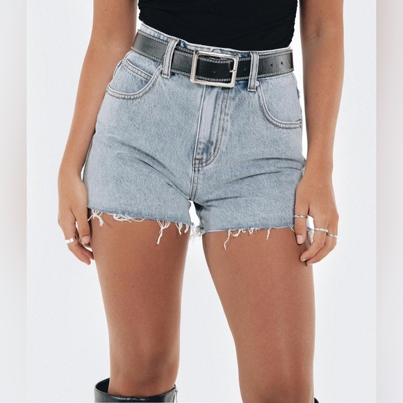 Princess Polly Laurena Denim Shorts Petite - Picture 1 of 7